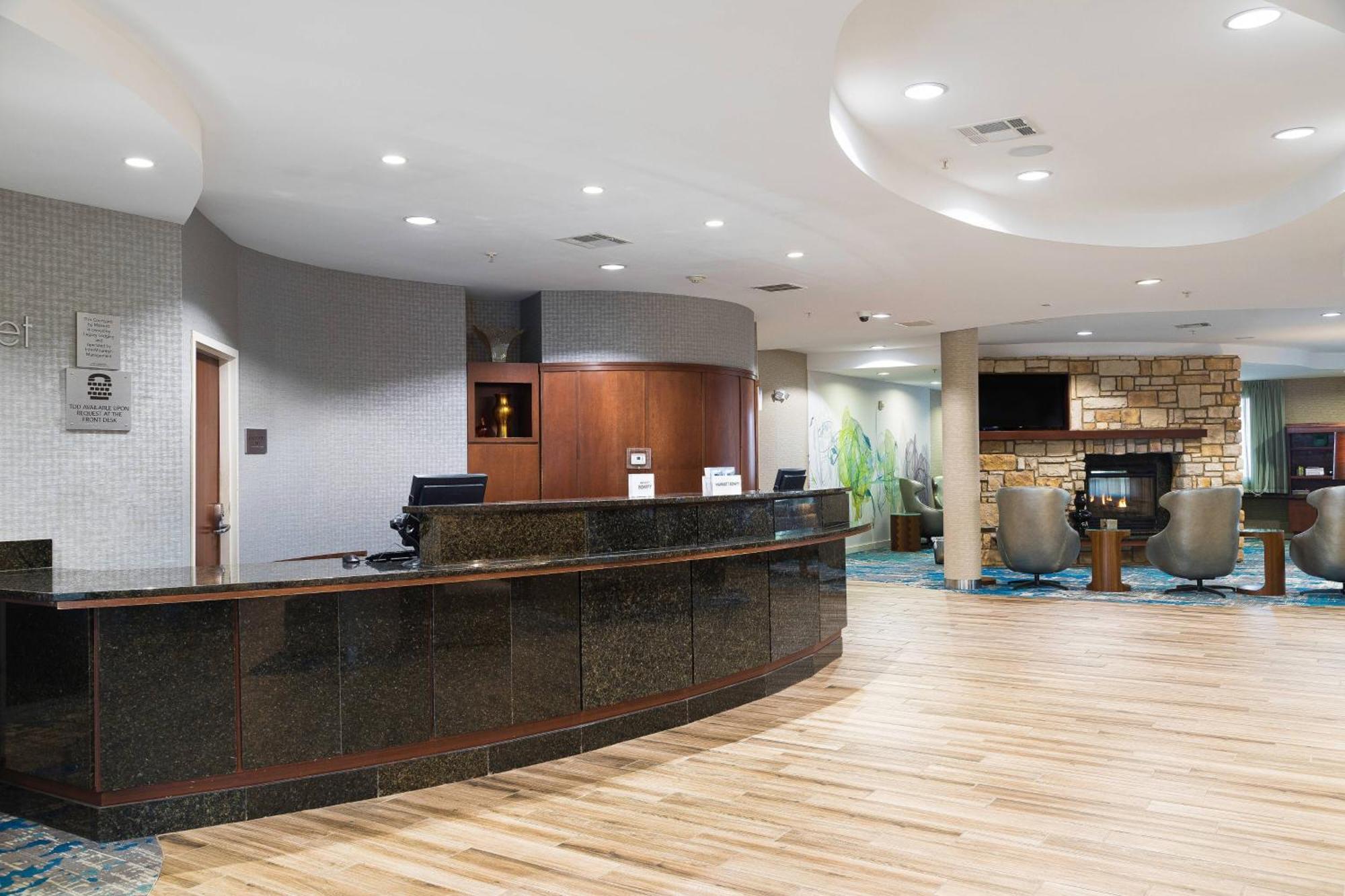 Отель Courtyard By Marriott San Antonio North Stone Oak At Legacy Экстерьер фото