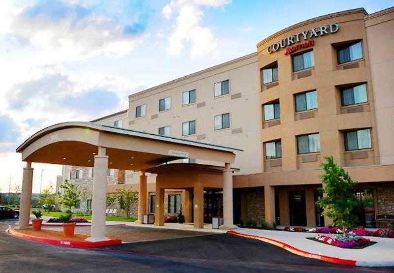 Отель Courtyard By Marriott San Antonio North Stone Oak At Legacy Экстерьер фото